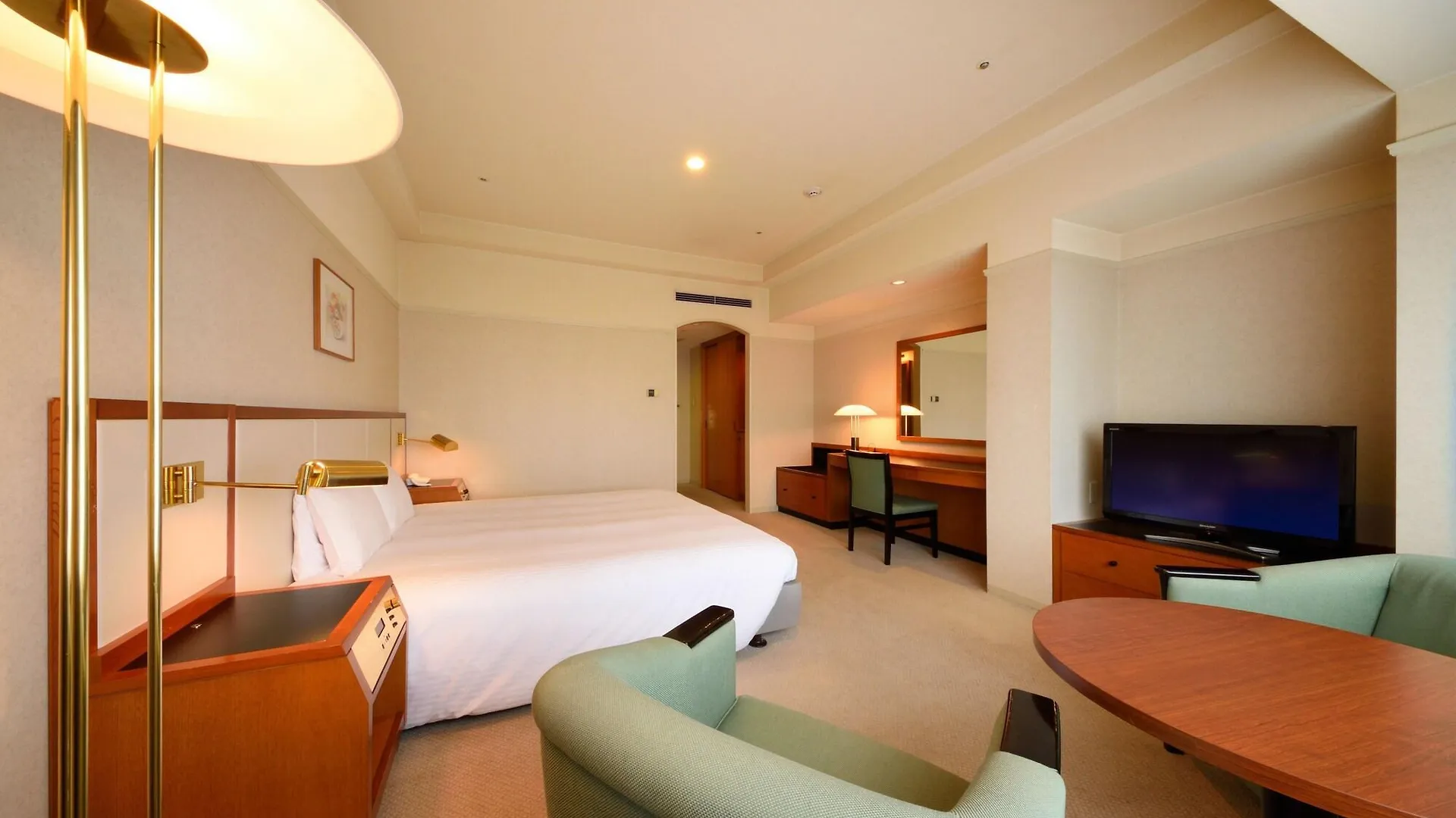 Royton Sapporo Hotel 5*,  Japon