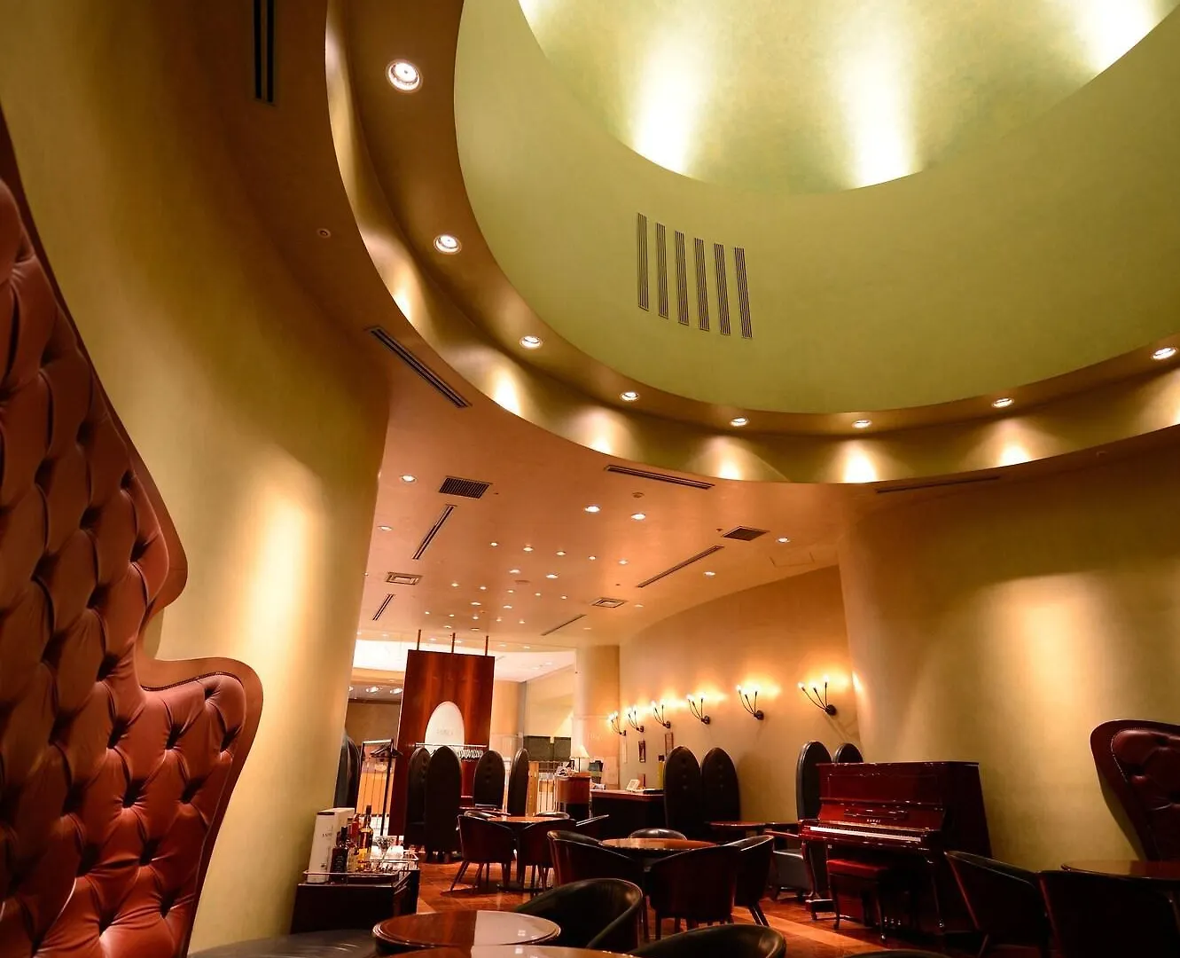 Royton Sapporo Hotel 5*,  Japonya